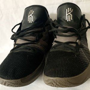 Nike Kyrie Flytrap (Black / Thunder Grey) 9.5